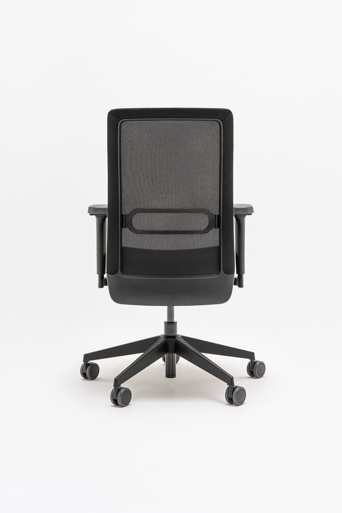 seating-chair-leomdd-r60025-a222222222260025-ral9005-(16)